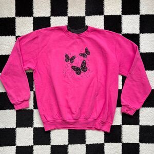 Top Stitch Vintage Pink Butterfly Embroidered Crewneck